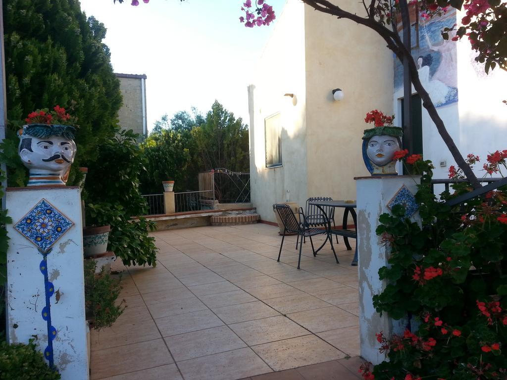 B&B La Casa Dell'Artista Assoro 외부 사진