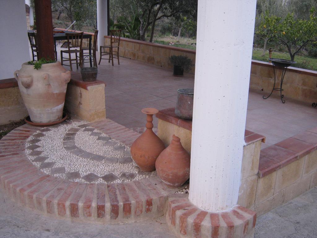 B&B La Casa Dell'Artista Assoro 외부 사진